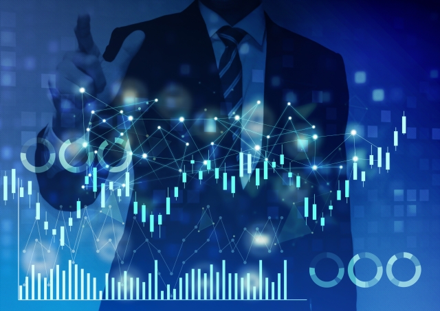 米実質金利とゴールド価格の逆相関チャート